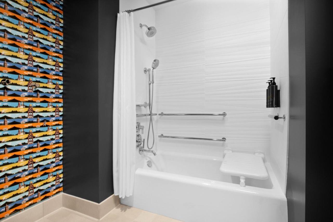 Aloft Kansas City Country Club Plaza Экстерьер фото
